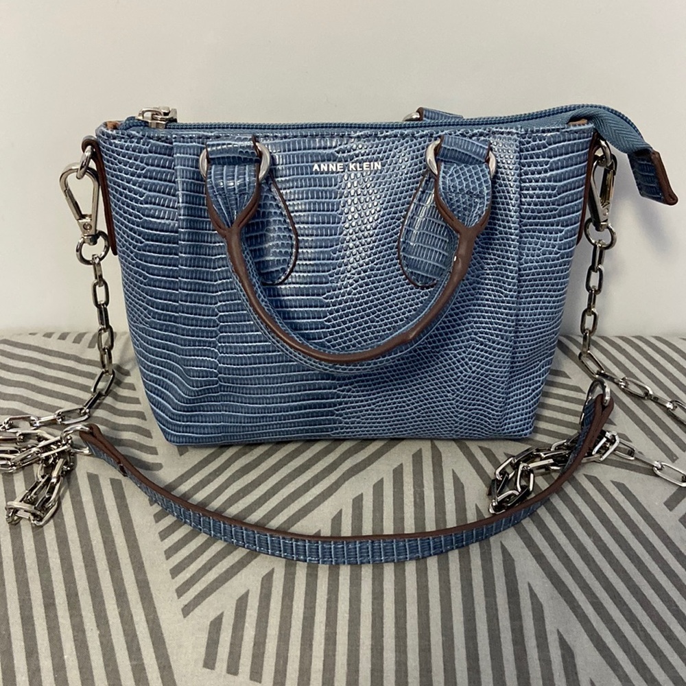 Ann Klein blue mini bag/ cross body purse